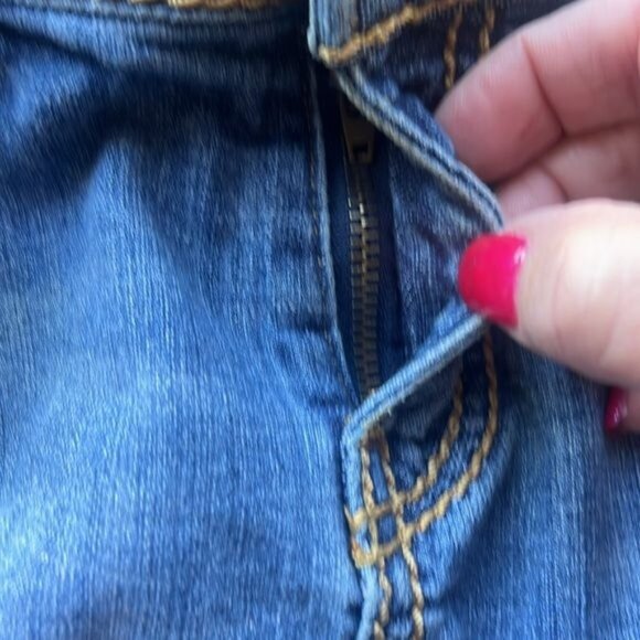 Tyte Distressed Denim Skirt Women Size 11 Mid Rise Raw Hem Vintage Inspired - Picture 5 of 11